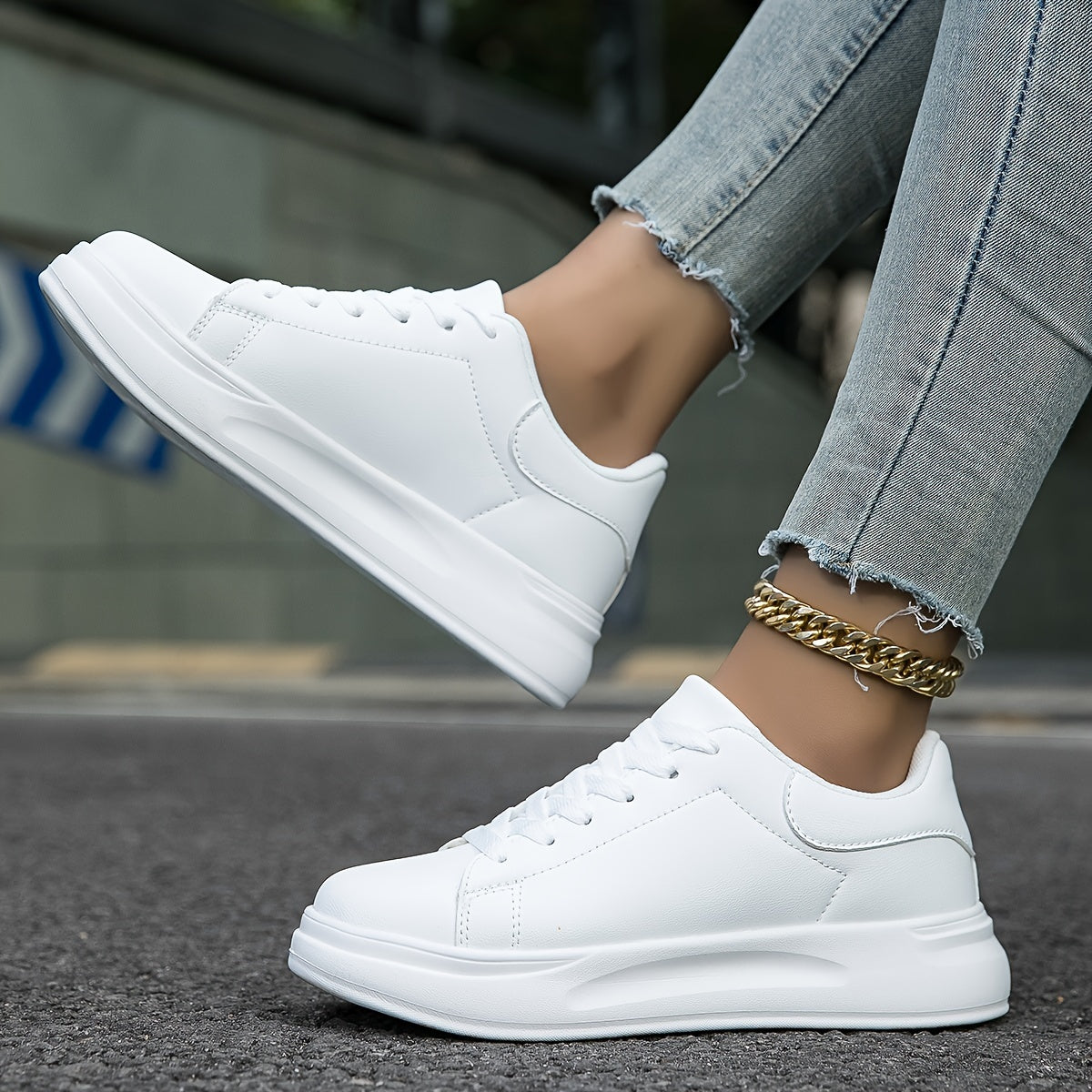 Romy – Białe skórzane sneakersy w czystym stylu
