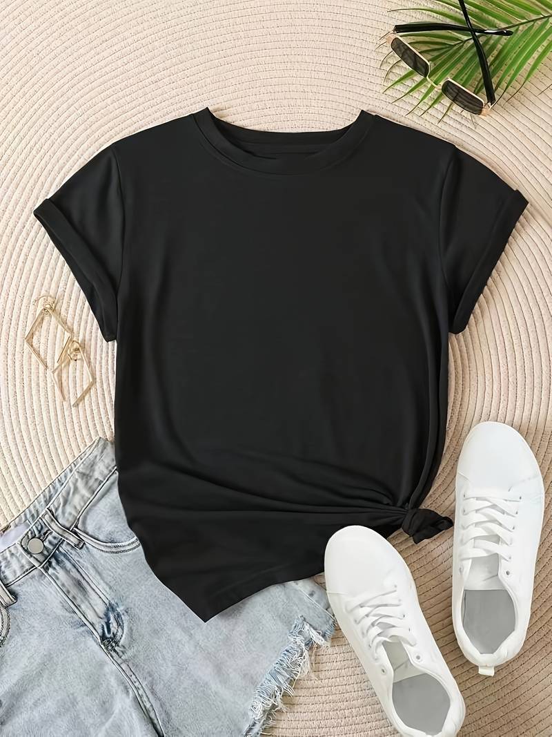 Nora – Minimalistyczna T-shirt o Nowoczesnym Designie
